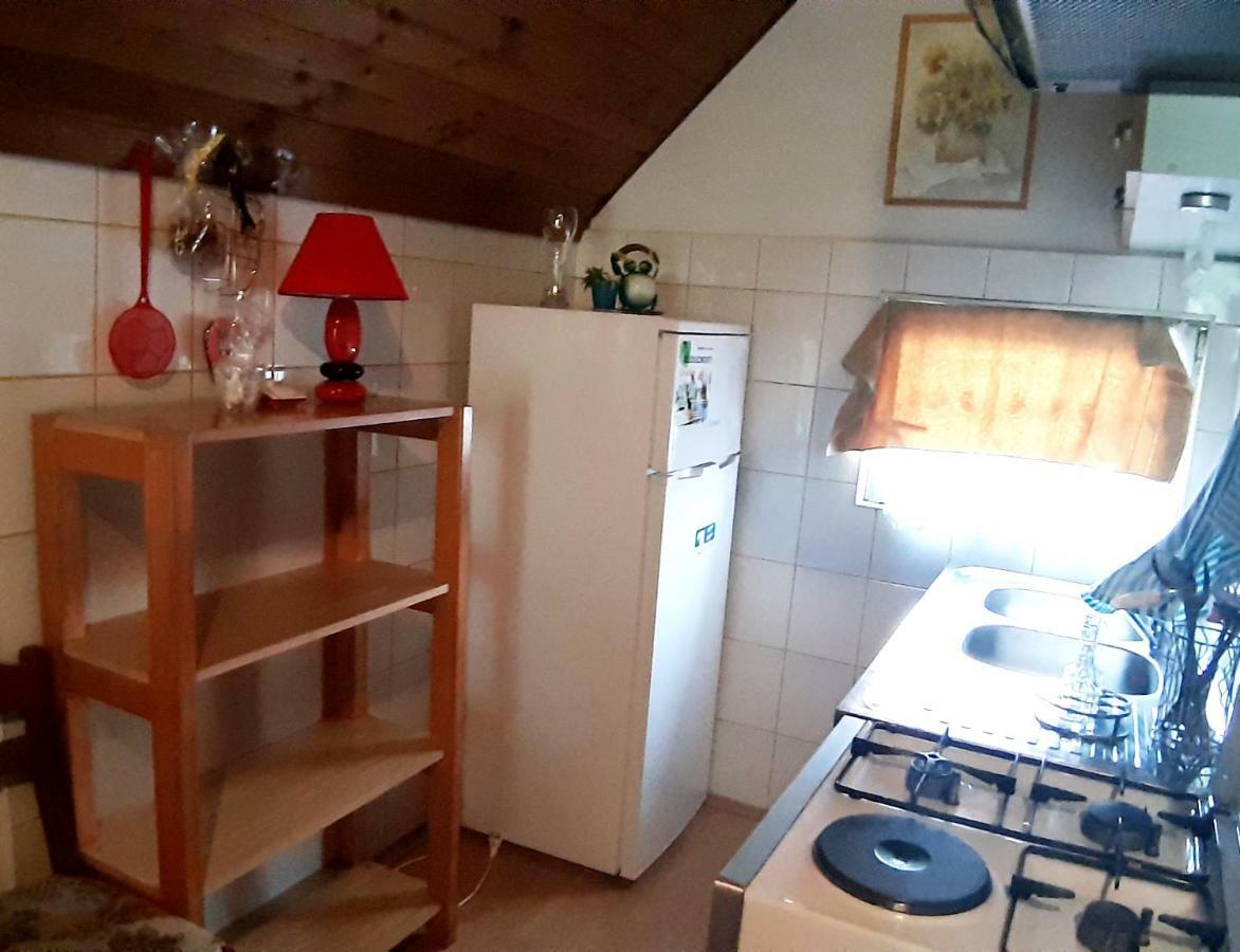 Apartman Nino Tounj Eksteriør bilde